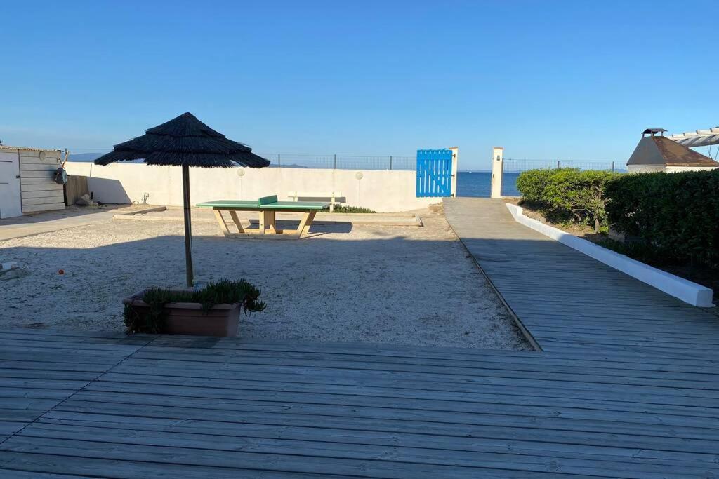 Hyeres Studio Les Pieds Dans L Eau Au Grand Sud Appartement Buitenkant foto